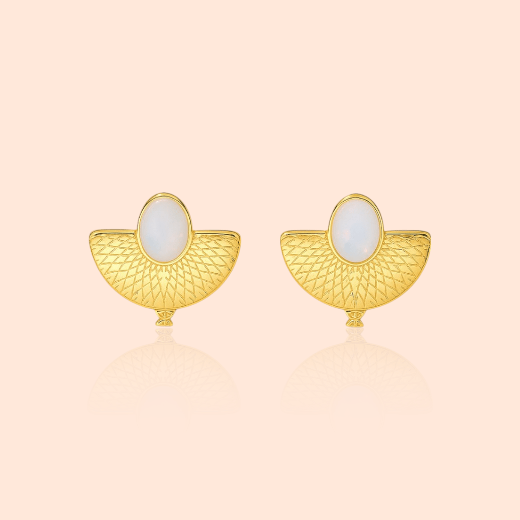18kt Gold Plated Oval Fanshaped Albumin Stone Stud Earrings - Manoune JEWELRY Belly_Jewelry Earrings - Navel_Ring - Necklace - Stud - Manoune_Jewelry - Belly_Ring - Navel_Jewelry Titanium Gold_Plated