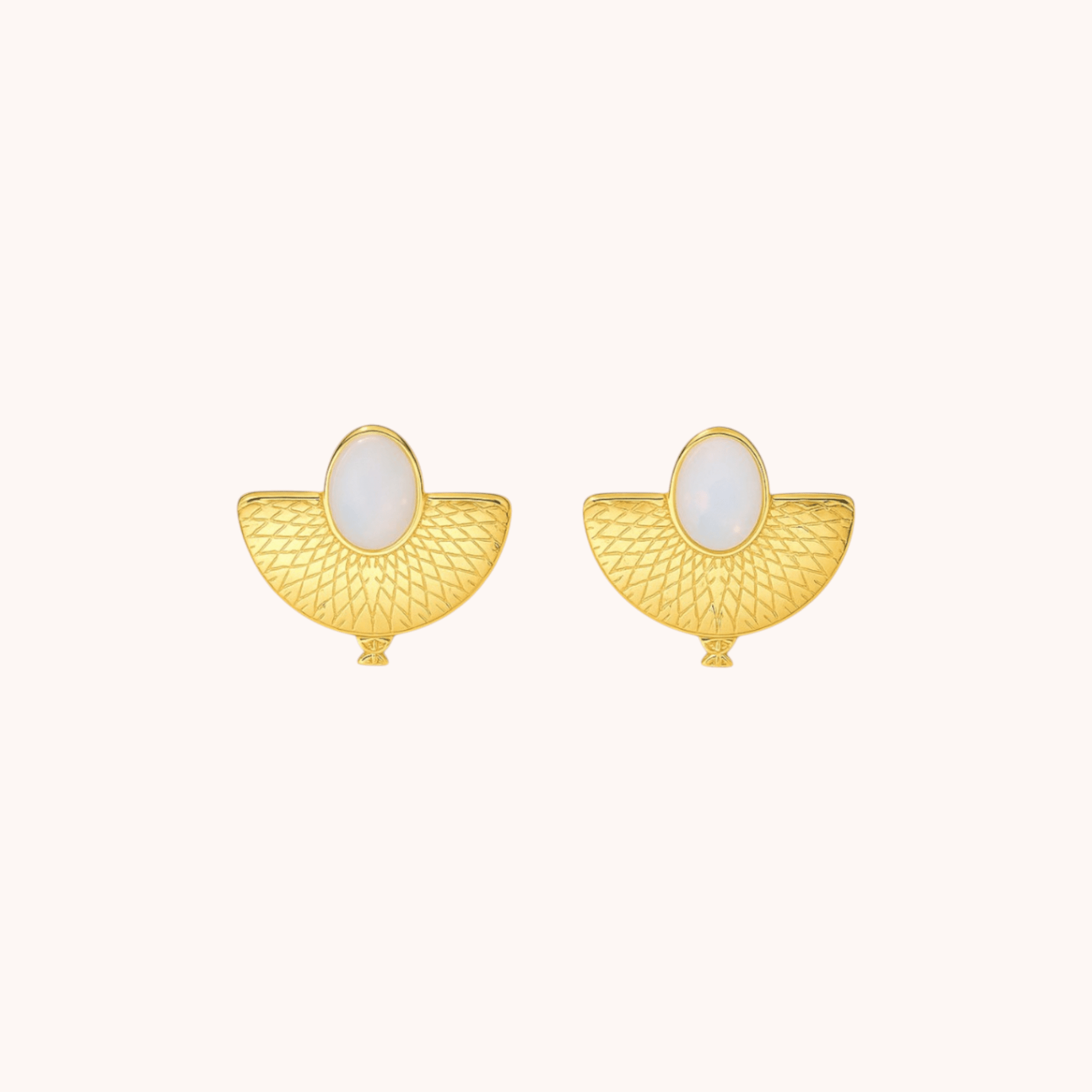 18kt Gold Plated Oval Fanshaped Albumin Stone Stud Earrings - Manoune JEWELRY Belly_Jewelry Earrings - Navel_Ring - Necklace - Stud - Manoune_Jewelry - Belly_Ring - Navel_Jewelry Titanium Gold_Plated